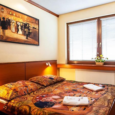 Hotel Acko Ruzomberok Extérieur photo