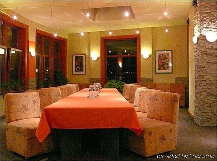 Hotel Acko Ruzomberok Extérieur photo