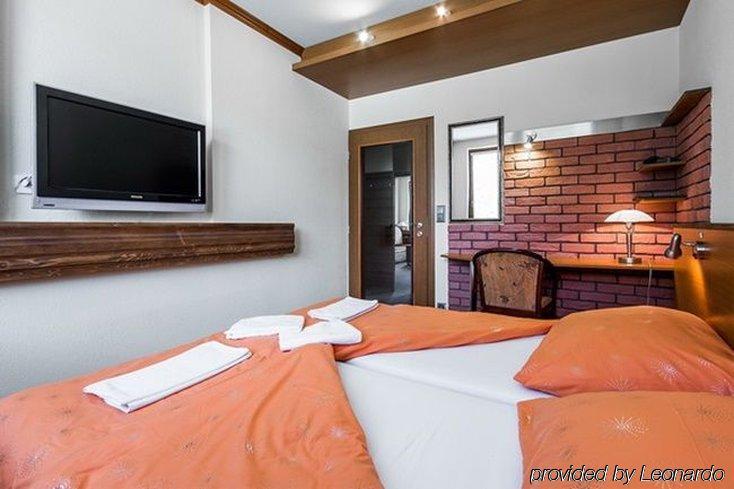 Hotel Acko Ruzomberok Extérieur photo