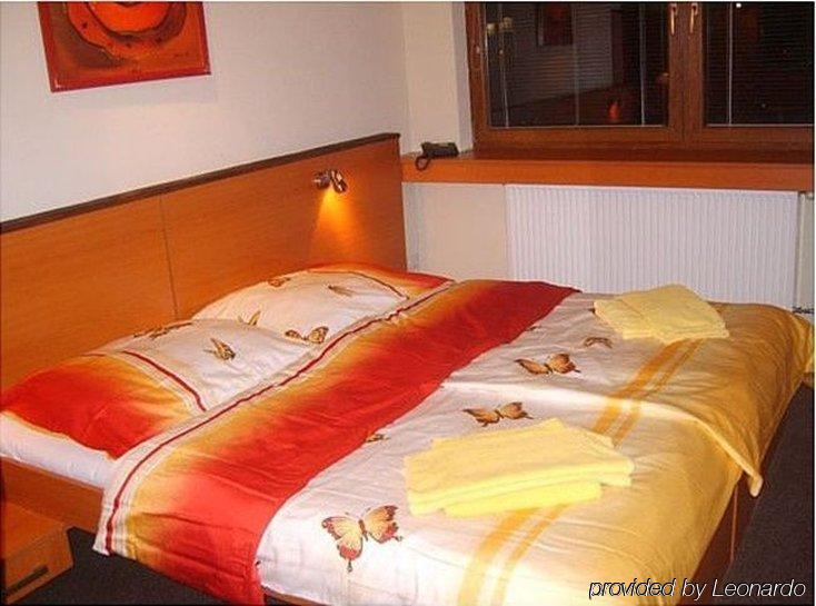 Hotel Acko Ruzomberok Extérieur photo